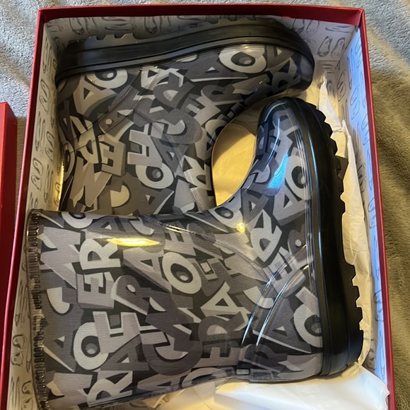 Size 29 FERRAGAMO rain boots - Picture 2 of 9